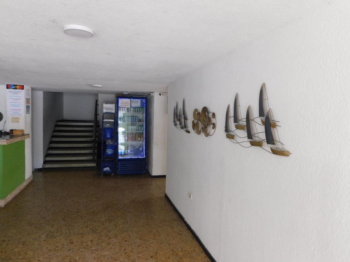El Velero Apartamentos By Danp Santa Marta  Bagian luar foto