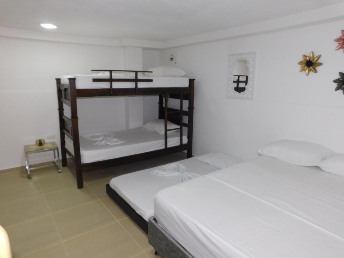 El Velero Apartamentos By Danp Santa Marta  Bagian luar foto