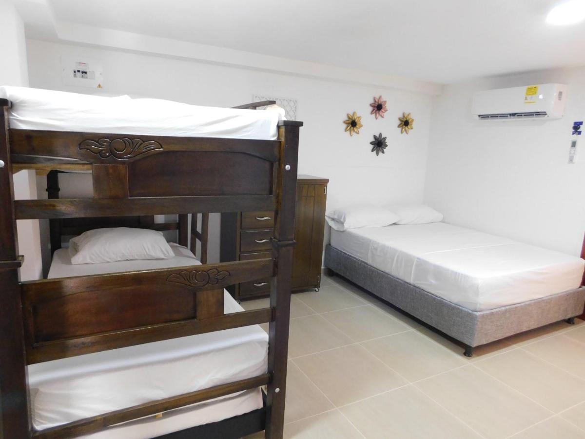 El Velero Apartamentos By Danp Santa Marta  Bagian luar foto