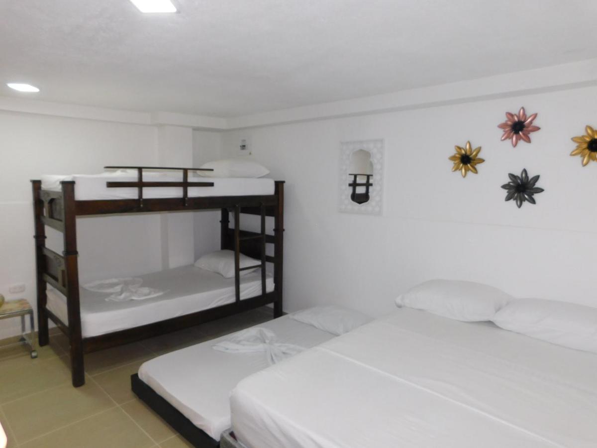 El Velero Apartamentos By Danp Santa Marta  Bagian luar foto