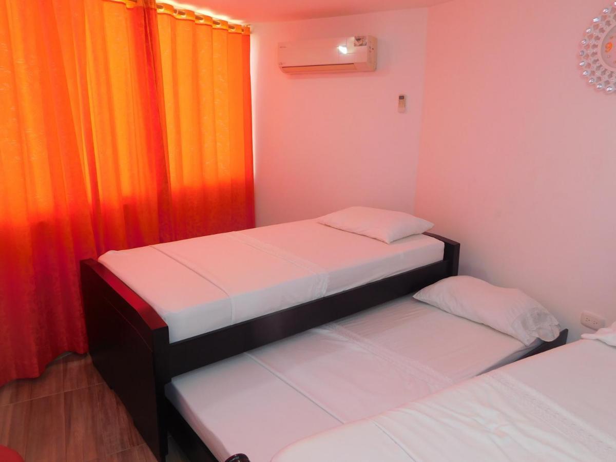 El Velero Apartamentos By Danp Santa Marta  Bagian luar foto