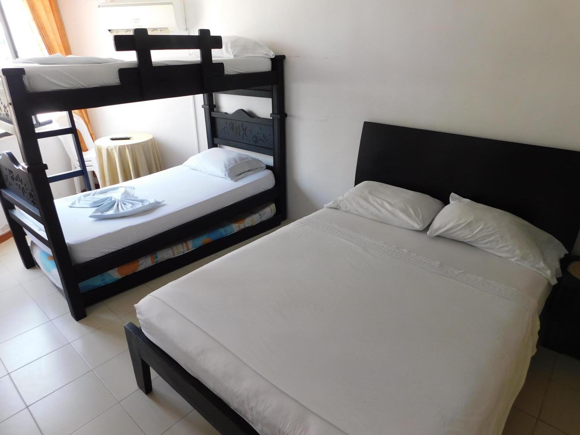 El Velero Apartamentos By Danp Santa Marta  Bagian luar foto