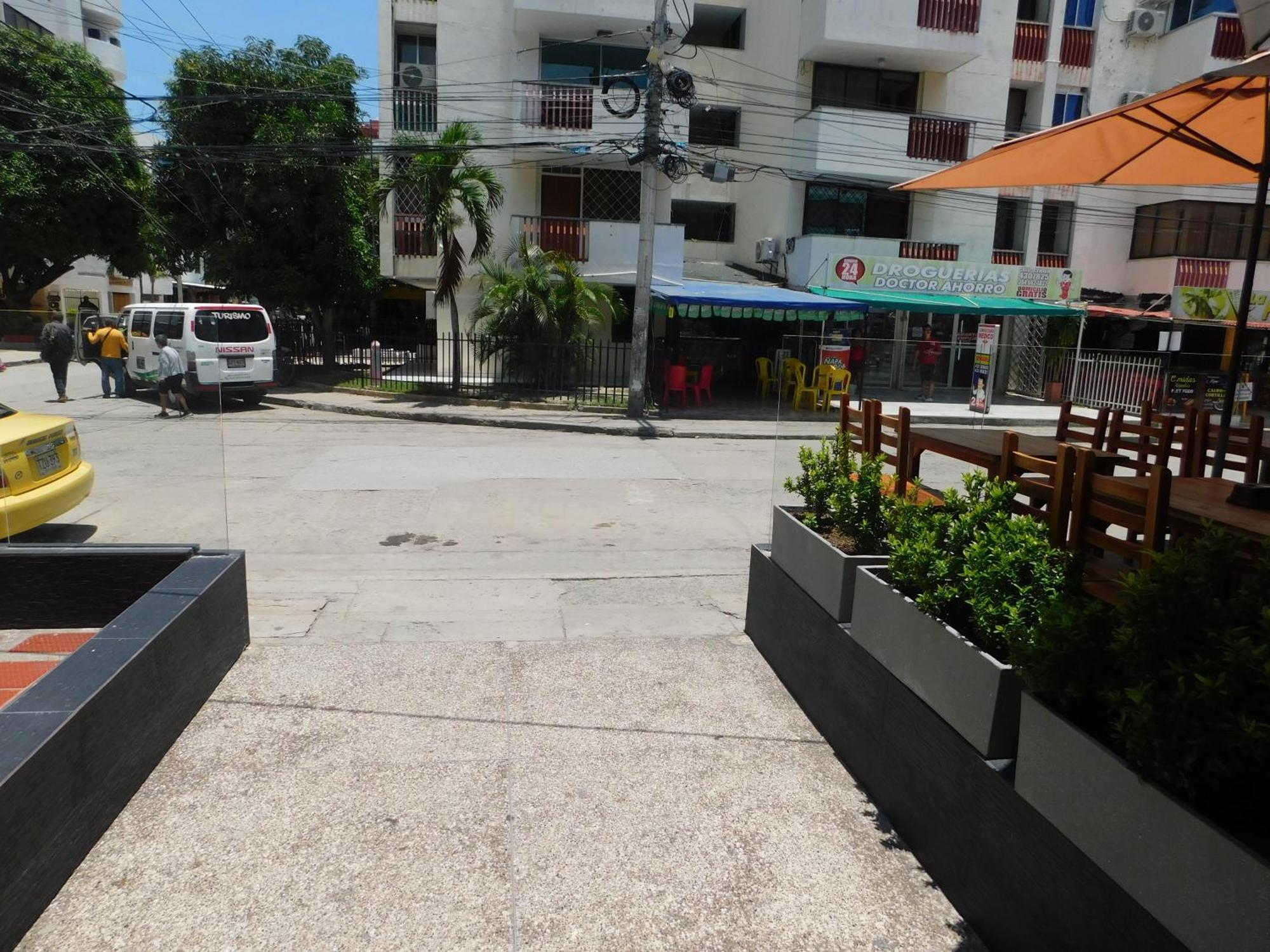 El Velero Apartamentos By Danp Santa Marta  Bagian luar foto
